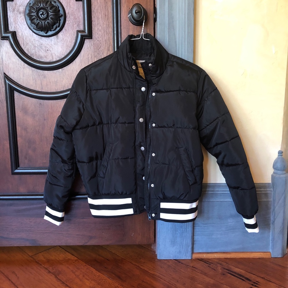 Black puffer jacket